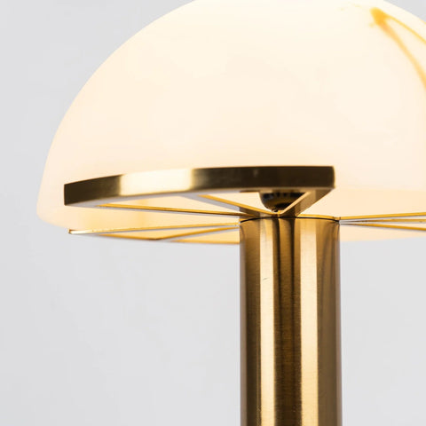 Elegance Alabaster Table Lamp Table Lamps Vakker   