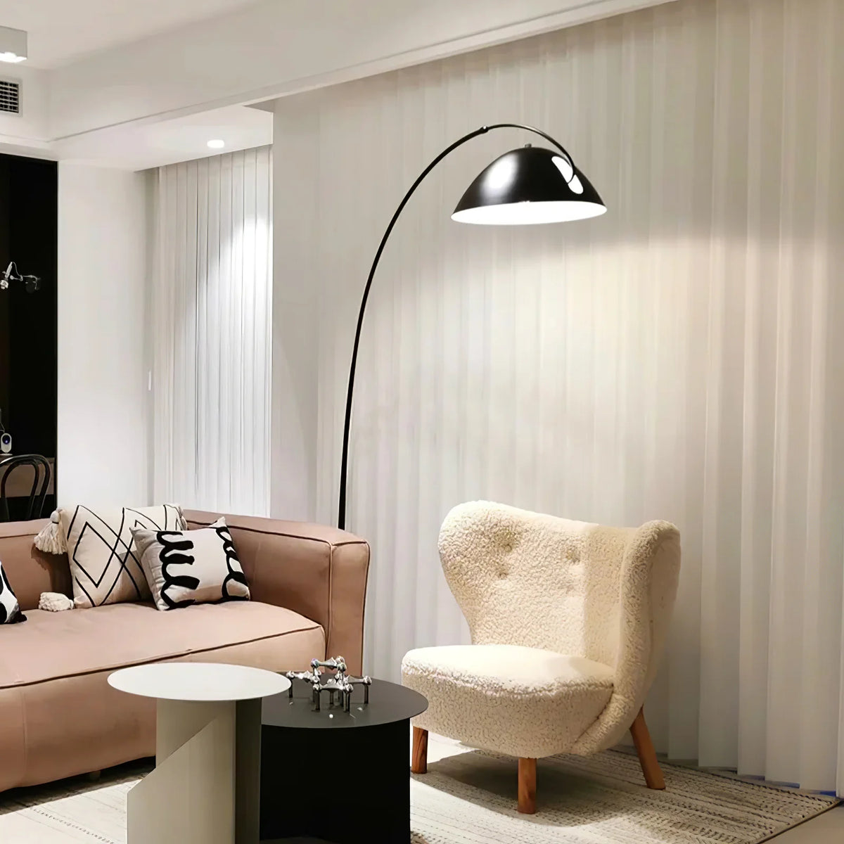 Verse Arc Floor Lamp lamp Stembulbs