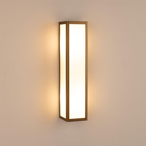 Bata Modern Bathroom Wall Light – IP65