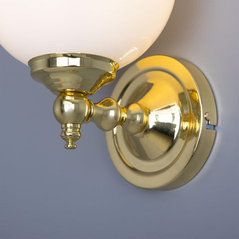 Cloghan Modern Globe Wall Light Wall Light Stembulbs