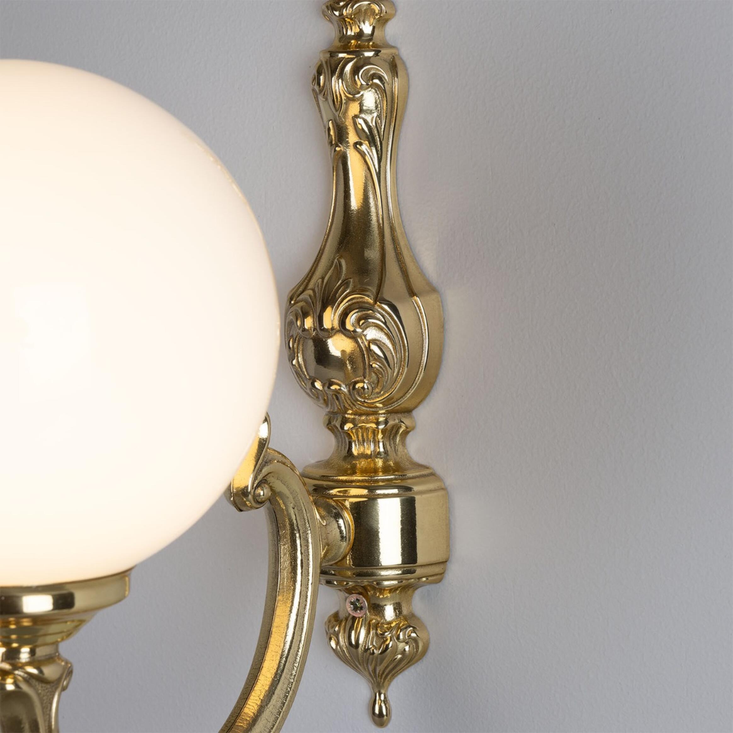 Ben Single Arm Traditional Wall Light Wall Light Stembulbs