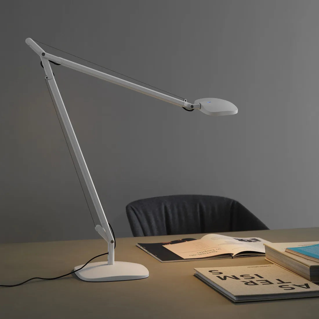 VOLÉE MEDIUM - Odo Fioravanti Table Lamps FontanaArte   